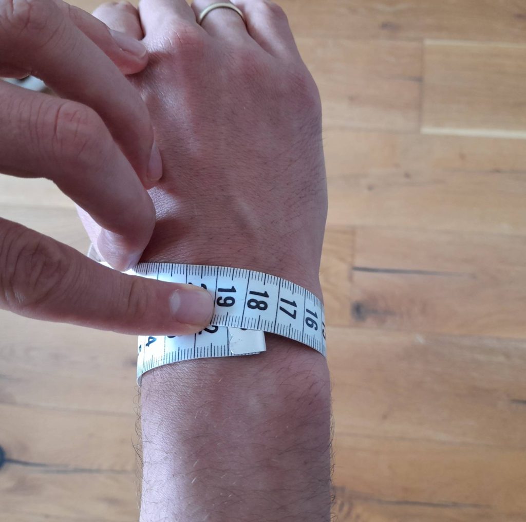 wrist size measurement bracelet watch